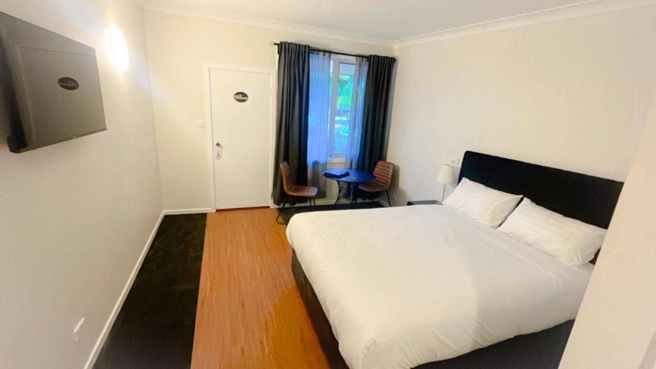 Seven Motel 3*